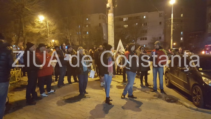 manifestatie si la constanta protest in capitala pentru sustinerea laurei codruta kovesi sute de persoane manifestatie si la constanta protest in capitala pentru sustinerea laurei codruta kovesi sute de persoane