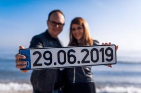 Constanţa. Arbitrul Sorin Vasilăţeanu se însoară cu Claudia Zamfir, avocat Căsnicie anunţată original! „Număr de maşină“ cu data nunţii (galerie foto)