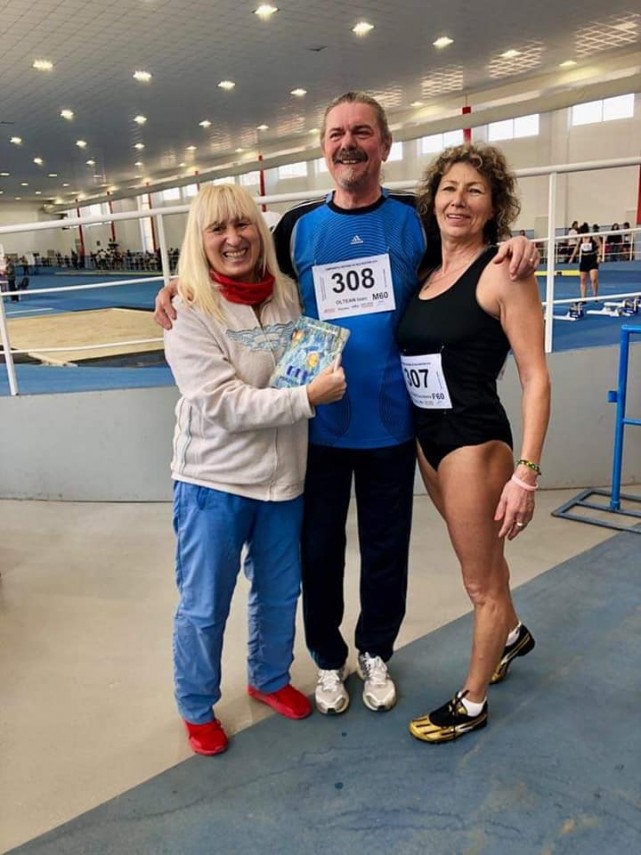 medalii in familie atleta coculeana oltean de la constanta tripla campioana a romaniei la masters cu medalii in familie atleta coculeana oltean de la constanta tripla campioana a romaniei la masters cu
