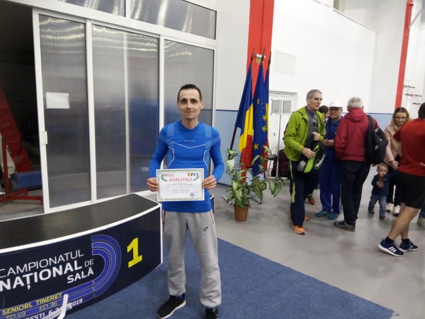 medalii in familie atleta coculeana oltean de la constanta tripla campioana a romaniei la masters cu medalii in familie atleta coculeana oltean de la constanta tripla campioana a romaniei la masters cu