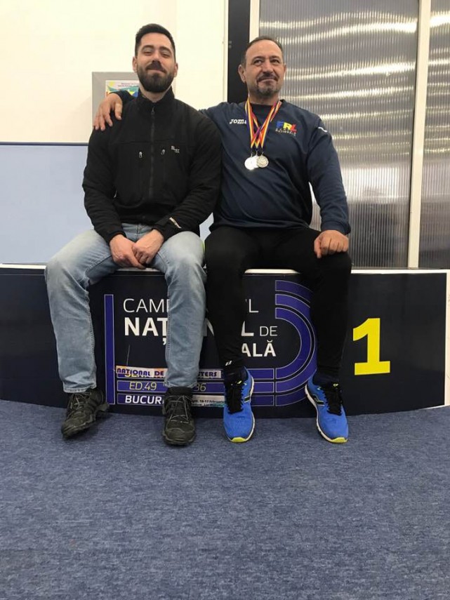 medalii in familie atleta coculeana oltean de la constanta tripla campioana a romaniei la masters cu medalii in familie atleta coculeana oltean de la constanta tripla campioana a romaniei la masters cu