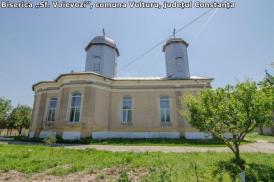 Preoţi şi biserici la sat Parohia Vulturu, judeţul Constanţa (galerie foto)     