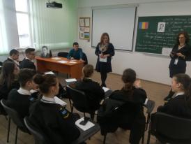 #citeșteDobrogea În Anul Cărții, provocările scriitorului Pericle Martinescu pentru elevii Colegiului Militar devin reale teme de dezbatere (galerie foto)