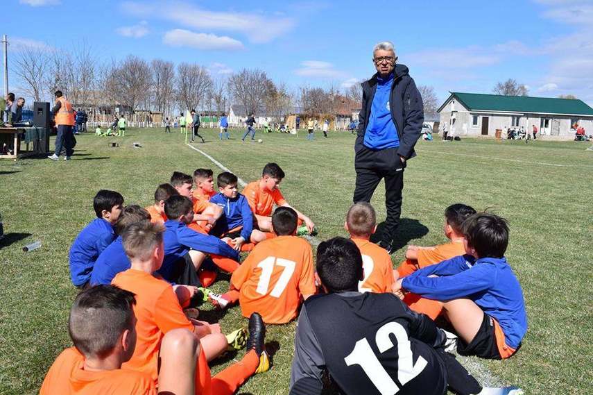 micii fotbalisti din cumpana au castigat cupa satelor si sunt campioni ai judetului constanta galerie micii fotbalisti din cumpana au castigat cupa satelor si sunt campioni ai judetului constanta galerie
