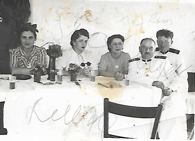 jertfa maiorului gheorghe murea povestita de fiica sa a mancat si pamant ca sa apere tara si a fost decorat jertfa maiorului gheorghe murea povestita de fiica sa a mancat si pamant ca sa apere tara si a fost decorat