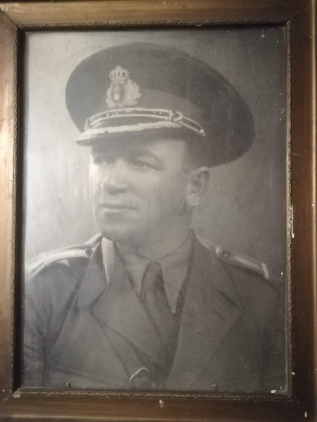 jertfa maiorului gheorghe murea povestita de fiica sa a mancat si pamant ca sa apere tara si a fost decorat jertfa maiorului gheorghe murea povestita de fiica sa a mancat si pamant ca sa apere tara si a fost decorat