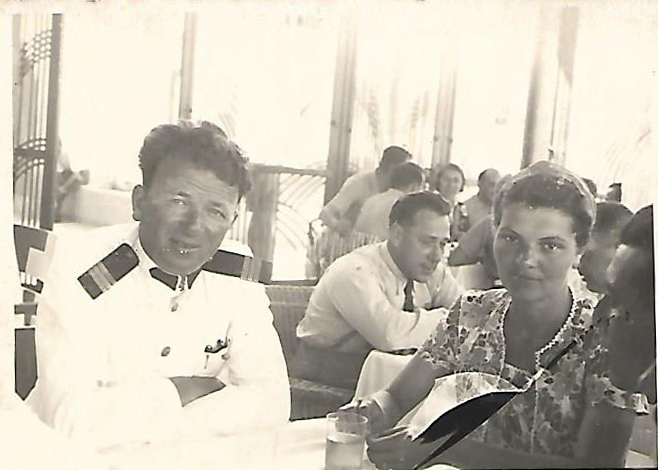 jertfa maiorului gheorghe murea povestita de fiica sa a mancat si pamant ca sa apere tara si a fost decorat jertfa maiorului gheorghe murea povestita de fiica sa a mancat si pamant ca sa apere tara si a fost decorat