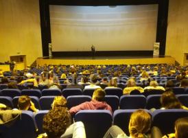 La Centrul „Jean Constantin” Întâlnire interactivă pe tema hărțuirii psihologice  