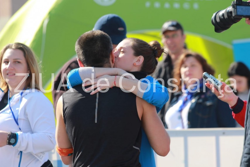 alerrgatori de toate varstele din tara si din strainatate au luat startul la mamaia la maratonul nisipului alerrgatori de toate varstele din tara si din strainatate au luat startul la mamaia la maratonul nisipului