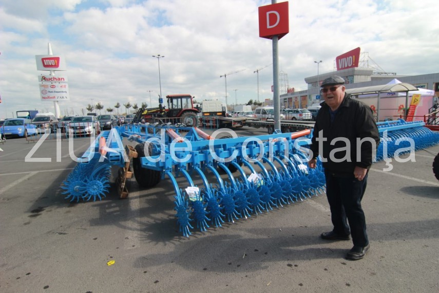 a debutat targul expoagroutil constanta participa expozanti nationali si internationali galerie foto a debutat targul expoagroutil constanta participa expozanti nationali si internationali galerie foto