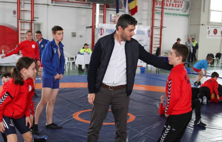 primaria ovidiu sustine sportul zeci de sportivi la competitia oficiala la lupte greco romane cupa ovidiu primaria ovidiu sustine sportul zeci de sportivi la competitia oficiala la lupte greco romane cupa ovidiu