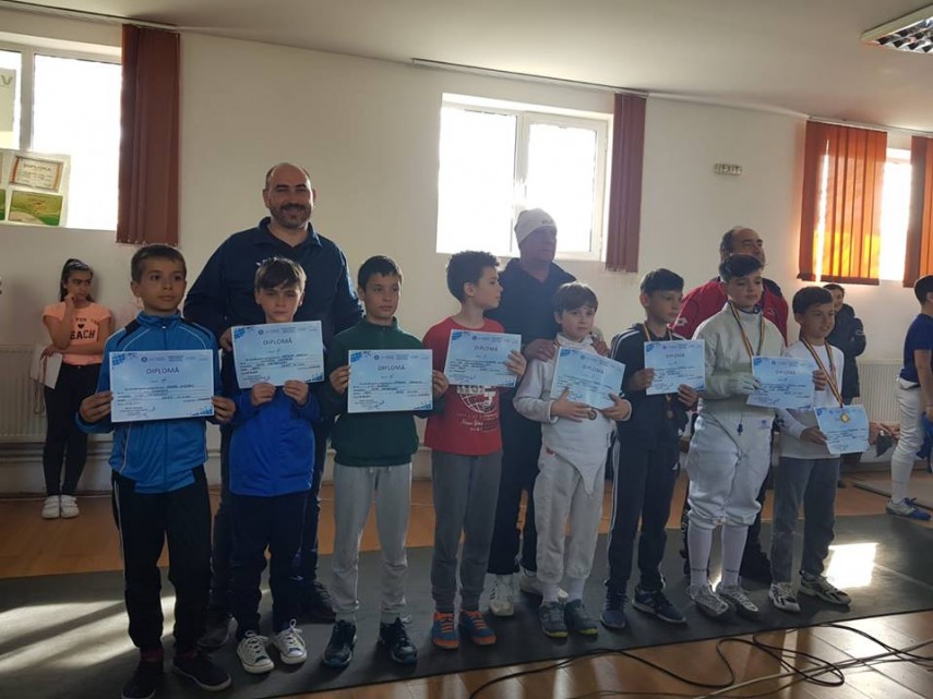 sportivii de la cs victoria cumpana rezultate bune la cupa primaverii la scrima galerie foto 688611 sportivii de la cs victoria cumpana rezultate bune la cupa primaverii la scrima galerie foto 688611