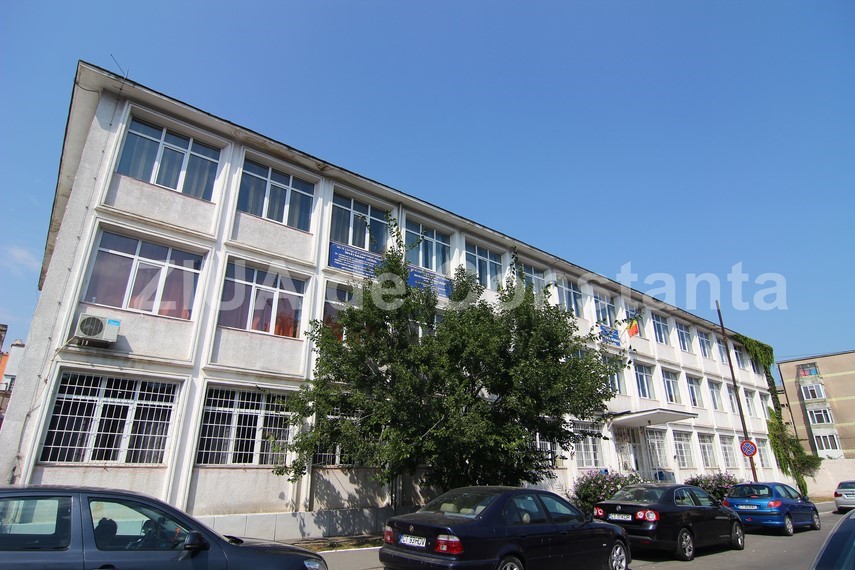 sali de sport inexistente improvizate sau subdimensionate peste 17 000 de elevi din 26 de scoli si licee sali de sport inexistente improvizate sau subdimensionate peste 17 000 de elevi din 26 de scoli si licee