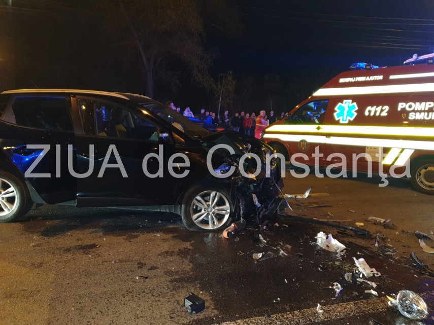 dinamica accidentului din aceasta noapte din mamaia trei masini distruse una rasturnata 4 victime intre dinamica accidentului din aceasta noapte din mamaia trei masini distruse una rasturnata 4 victime intre