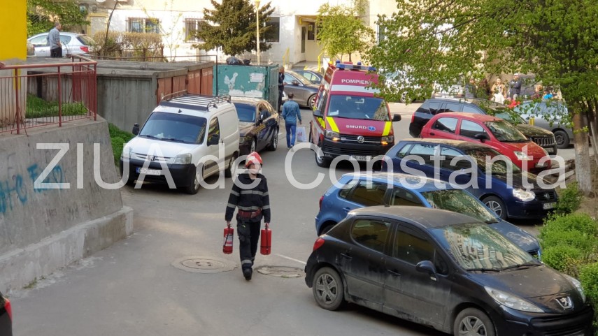 constanta incendiu la un apartament situat pe strada soveja intervin pompierii 689528 constanta incendiu la un apartament situat pe strada soveja intervin pompierii 689528