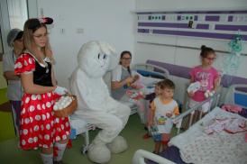 „Arată că îţi pasă! Fii bun samaritean şi ajută un sărman!“  Acţiuni sociale, demarate de Arimex Comexim 2000 şi Asociaţia „Suflete deschise“ (galerie foto)