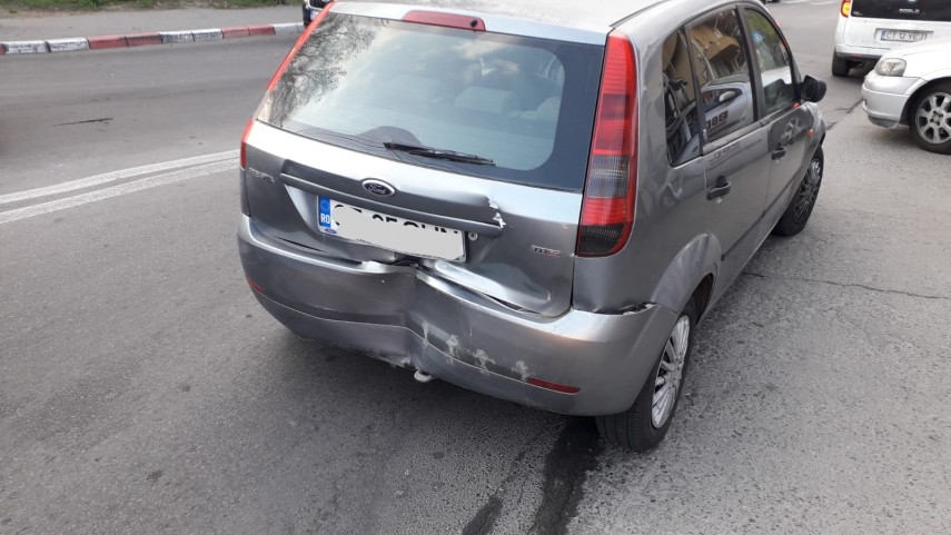 accident rutier in constanta pe strada soveja doua autoturisme au intrat in coliziune o persoana ranita accident rutier in constanta pe strada soveja doua autoturisme au intrat in coliziune o persoana ranita