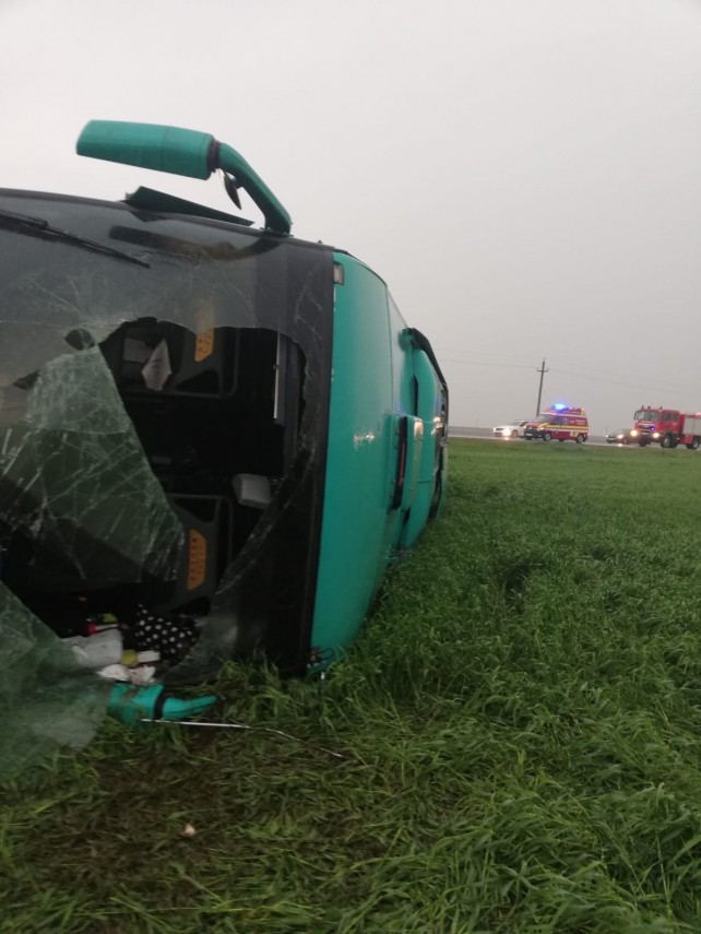 bilantul negru al tornadei ce a ramas in urma furtunii puternice accident cu un autocar s a activat planul bilantul negru al tornadei ce a ramas in urma furtunii puternice accident cu un autocar s a activat planul