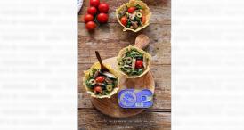 Rețetele zilei Coșulețe de parmezan cu salată de macrou