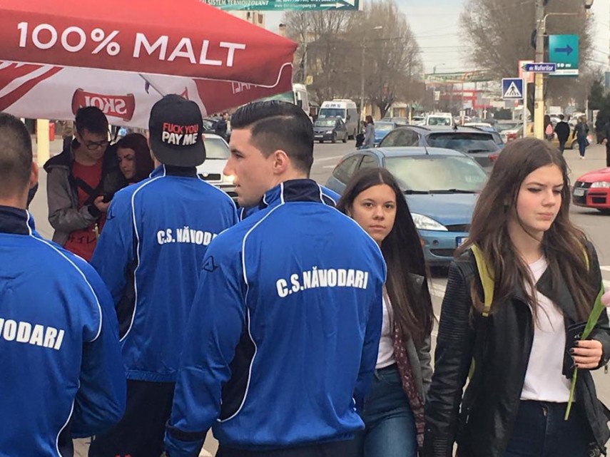 fratii bogdan si razvan evdochim fotbalisti la cs navodari si militari pe fregata marasesti galerie foto fratii bogdan si razvan evdochim fotbalisti la cs navodari si militari pe fregata marasesti galerie foto