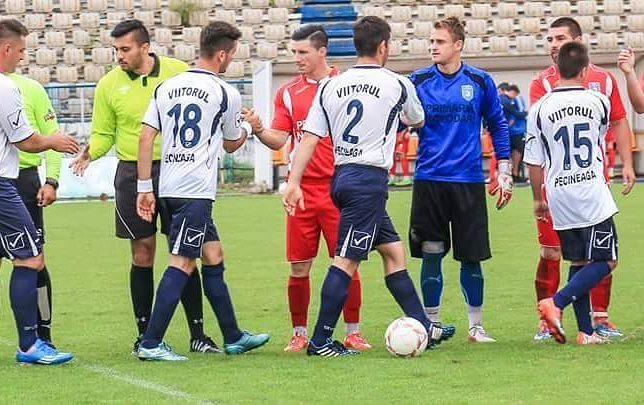 fratii bogdan si razvan evdochim fotbalisti la cs navodari si militari pe fregata marasesti galerie foto fratii bogdan si razvan evdochim fotbalisti la cs navodari si militari pe fregata marasesti galerie foto