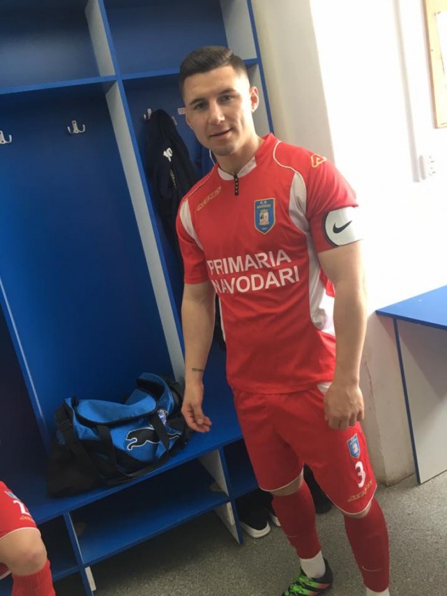 fratii bogdan si razvan evdochim fotbalisti la cs navodari si militari pe fregata marasesti galerie foto fratii bogdan si razvan evdochim fotbalisti la cs navodari si militari pe fregata marasesti galerie foto