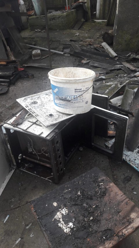 update tragedie la topraisar judetul constanta o explozie urmata de incendiu a avut loc intr o locuinta update tragedie la topraisar judetul constanta o explozie urmata de incendiu a avut loc intr o locuinta