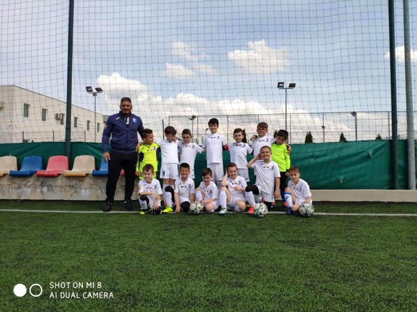 grupa 2012 de la farul constanta pe podium la junior cup viitorul arges galerie foto 690488 grupa 2012 de la farul constanta pe podium la junior cup viitorul arges galerie foto 690488