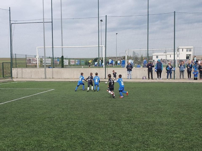 grupa 2012 de la farul constanta pe podium la junior cup viitorul arges galerie foto 690488 grupa 2012 de la farul constanta pe podium la junior cup viitorul arges galerie foto 690488