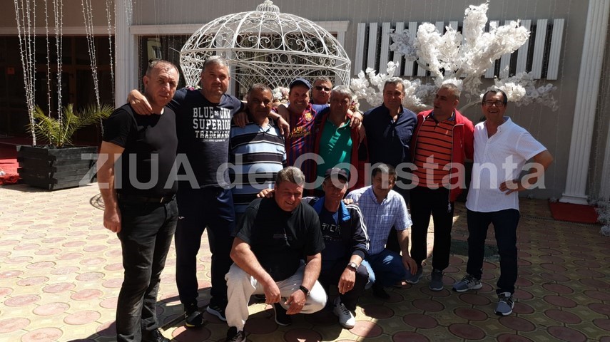 intalnire cu istoria unchiul lui gica hagi a fost fotbalist la tractorul navodari marea familie a echipei intalnire cu istoria unchiul lui gica hagi a fost fotbalist la tractorul navodari marea familie a echipei