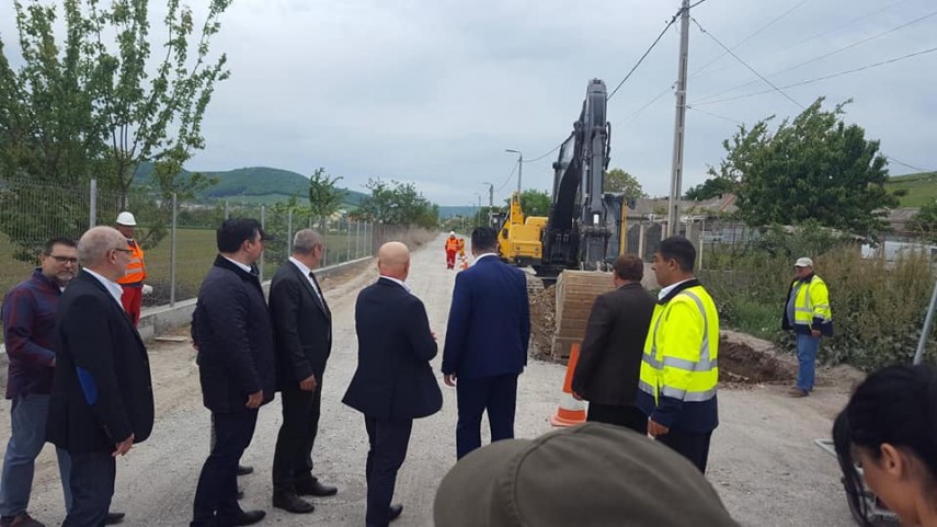 ministrul transporturilor si directorul general al cnair au vizitat santierul variantei de ocolire a ministrul transporturilor si directorul general al cnair au vizitat santierul variantei de ocolire a