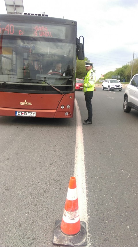 actiunea truck bus desfasurata la constanta transport public de persoane si marfuri verificat de politisti actiunea truck bus desfasurata la constanta transport public de persoane si marfuri verificat de politisti
