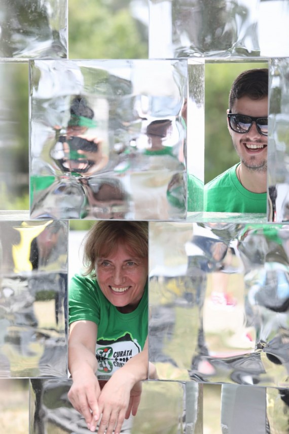 voie buna muzica si munca sute de voluntari si echipa cif romania au curatat amfiteatrul de vara din voie buna muzica si munca sute de voluntari si echipa cif romania au curatat amfiteatrul de vara din