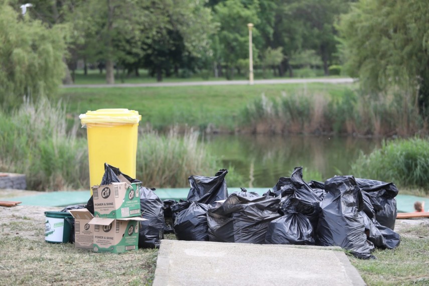 voie buna muzica si munca sute de voluntari si echipa cif romania au curatat amfiteatrul de vara din voie buna muzica si munca sute de voluntari si echipa cif romania au curatat amfiteatrul de vara din