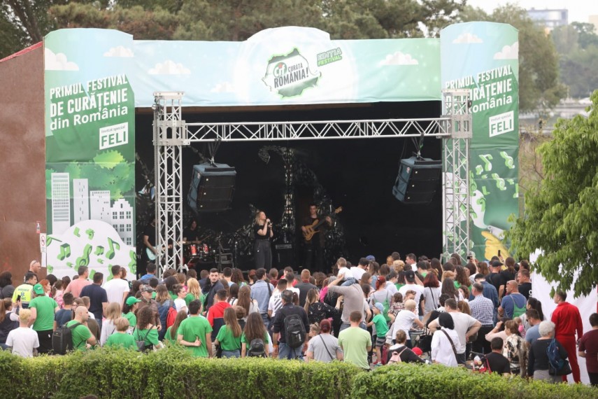 voie buna muzica si munca sute de voluntari si echipa cif romania au curatat amfiteatrul de vara din voie buna muzica si munca sute de voluntari si echipa cif romania au curatat amfiteatrul de vara din