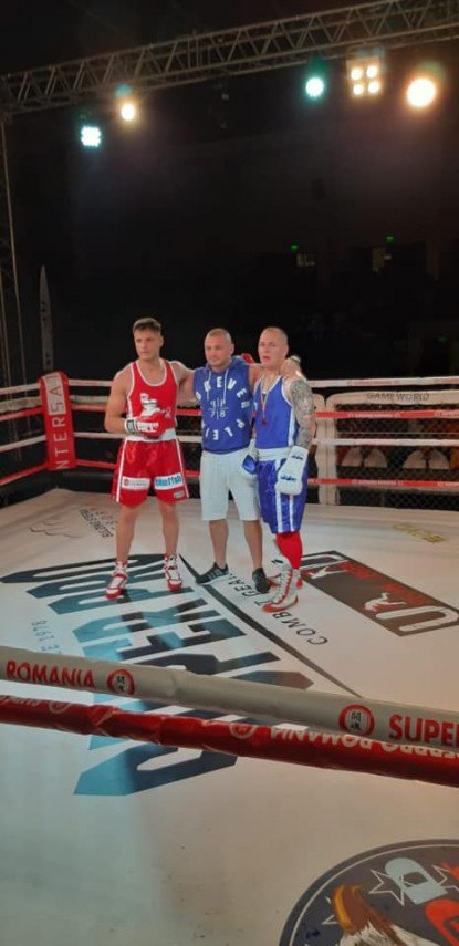 constanta silviu streinu si robert orbocea au castigat prin ko in main event la gala urban legend 7 all constanta silviu streinu si robert orbocea au castigat prin ko in main event la gala urban legend 7 all