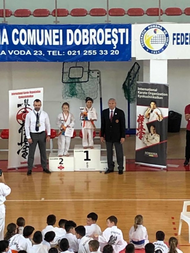 luptatorii de la oyama karate constanta pe podium si la cupa ronin galerie foto 692146 luptatorii de la oyama karate constanta pe podium si la cupa ronin galerie foto 692146