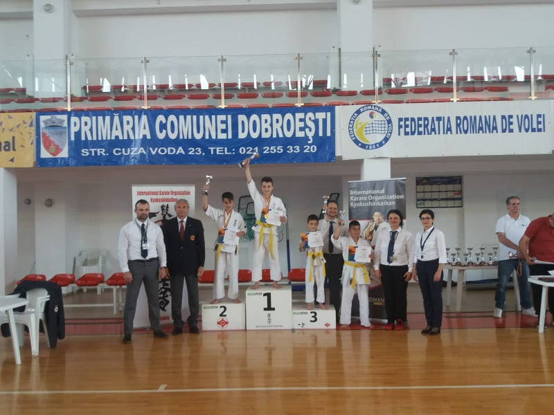 luptatorii de la oyama karate constanta pe podium si la cupa ronin galerie foto 692146 luptatorii de la oyama karate constanta pe podium si la cupa ronin galerie foto 692146