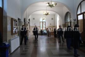 O femeie din Constanţa a cerut ordin de protecţie împotriva fostului concubin, cercetat în trecut pentru proxenetism