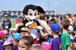 Spectacol pentru copii, oferit de Primăria și Consiliul Local Cumpăna (galerie foto)