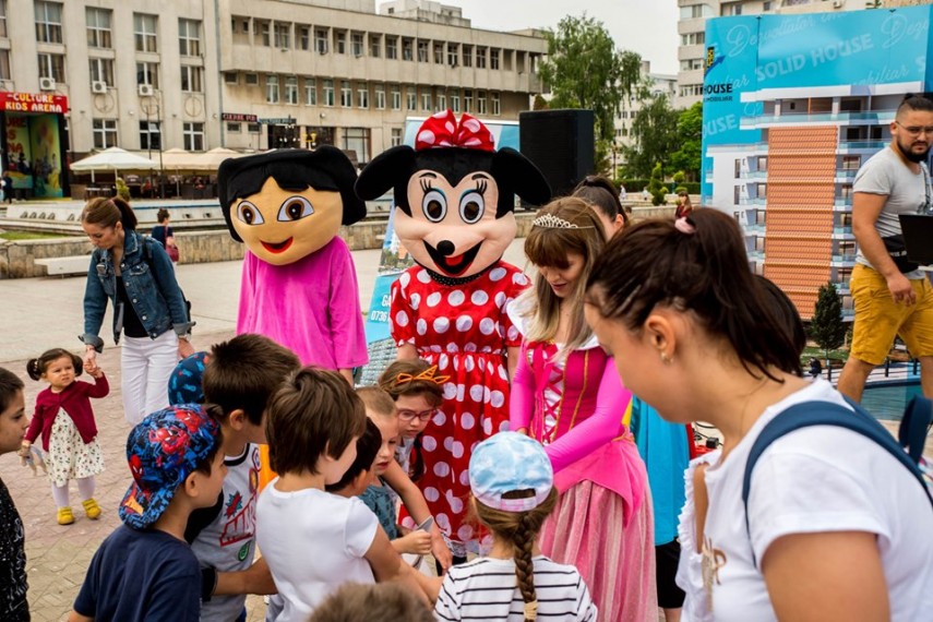 de 1 iunie solid house a oferit copiilor din constanta o petrecere de neuitat galerie foto 692711 de 1 iunie solid house a oferit copiilor din constanta o petrecere de neuitat galerie foto 692711