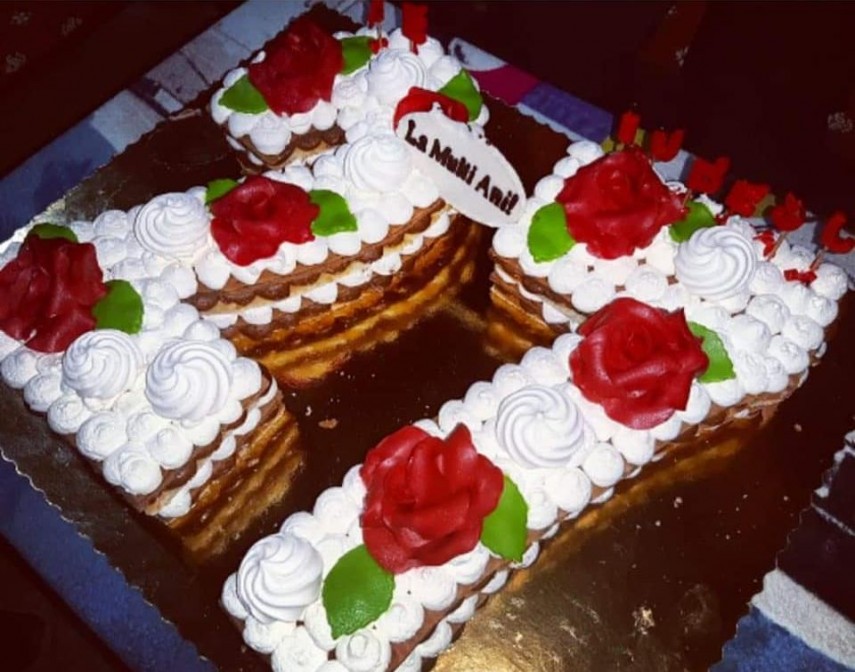 cel mai bun atac si cea mai buna aparare flacara crucea echipa nou infiintata campioana in liga a 6 a cel mai bun atac si cea mai buna aparare flacara crucea echipa nou infiintata campioana in liga a 6 a