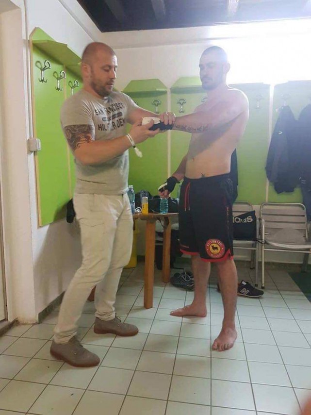 cununie inedita la constanta nuntasii au purtat ii s a casatorit florin batarlau fost boxer si antrenor