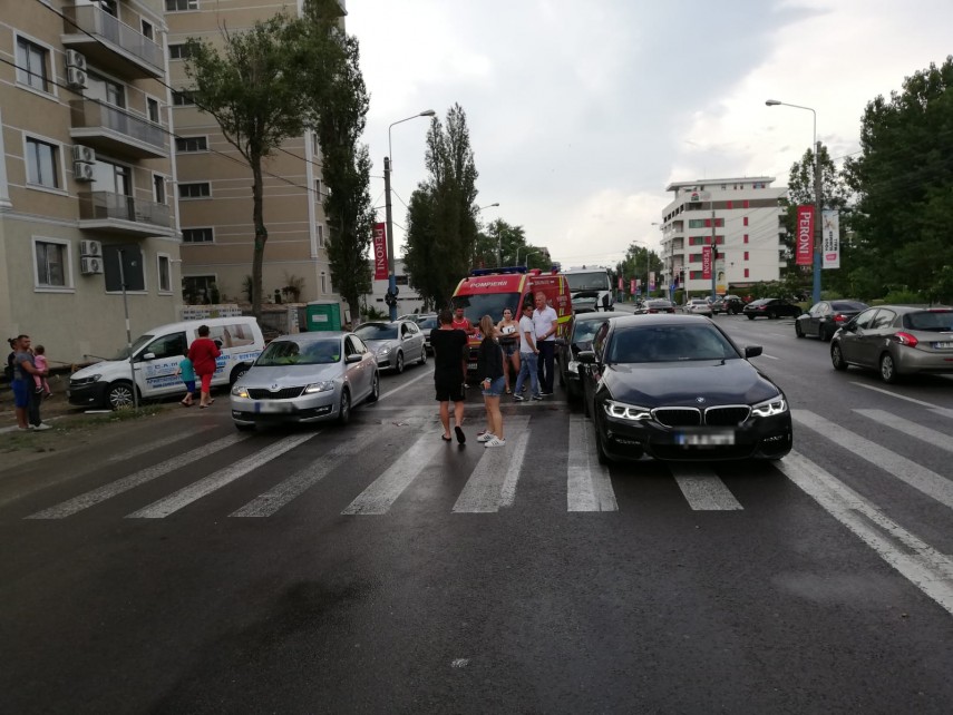 accident rutier in statiunea mamaia zona hotel tomis doua autoturisme implicate o victima 693175 accident rutier in statiunea mamaia zona hotel tomis doua autoturisme implicate o victima 693175