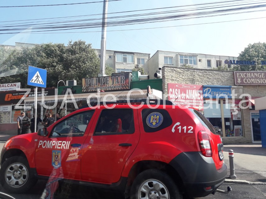 imagini de la eveniment incendiu la un fast food din zona brotacei din municipiul constanta intervin imagini de la eveniment incendiu la un fast food din zona brotacei din municipiul constanta intervin
