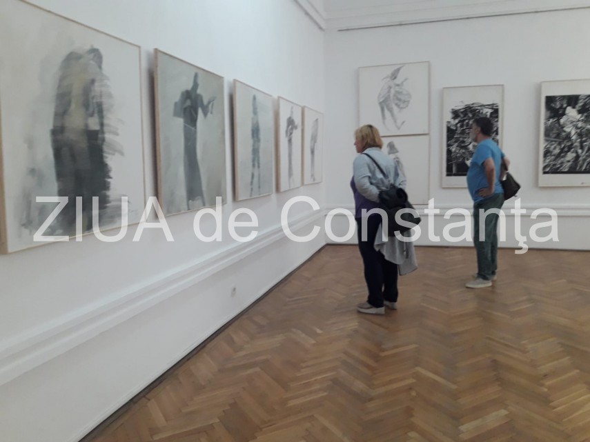 live text la muzeul de arta din constanta ni se dezvaluie gestul in desen a renumitului artist plastic live text la muzeul de arta din constanta ni se dezvaluie gestul in desen a renumitului artist plastic