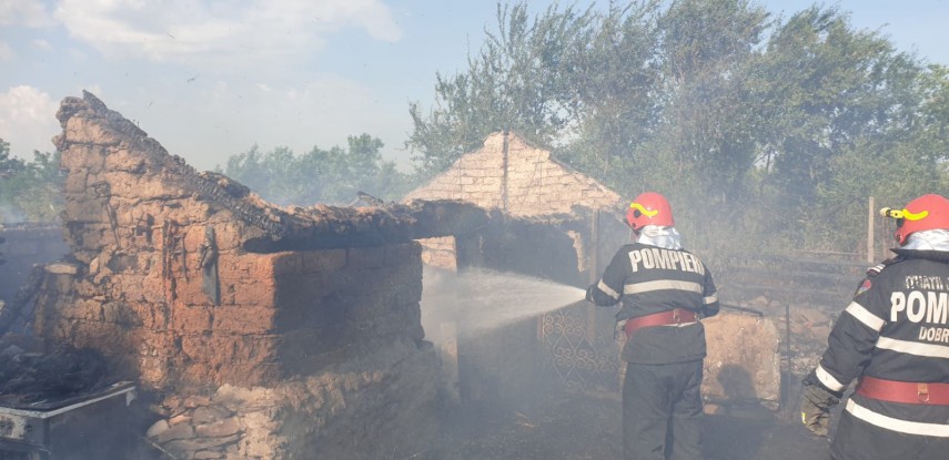 update alerta la isu dobrogea un incendiu a izbucnit la sinoe judetul constanta pompierii chemati in update alerta la isu dobrogea un incendiu a izbucnit la sinoe judetul constanta pompierii chemati in