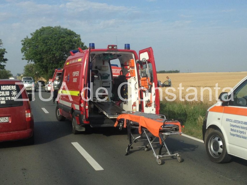 update imagini de la eveniment accident rutier grav pe dn38 intre movilita si topraisar judetul constanta update imagini de la eveniment accident rutier grav pe dn38 intre movilita si topraisar judetul constanta