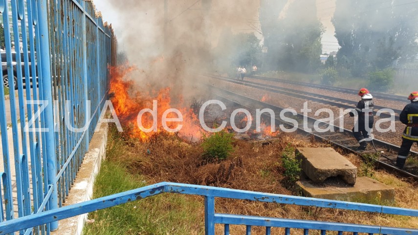 imagini de la eveniment incendiu violent pe calea ferata din zona bulevardului ic bratianu din constanta imagini de la eveniment incendiu violent pe calea ferata din zona bulevardului ic bratianu din constanta