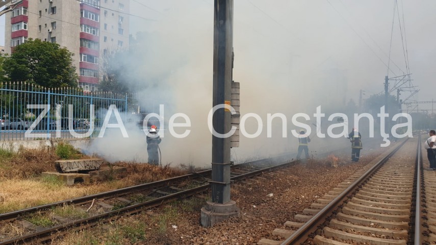 imagini de la eveniment incendiu violent pe calea ferata din zona bulevardului ic bratianu din constanta imagini de la eveniment incendiu violent pe calea ferata din zona bulevardului ic bratianu din constanta